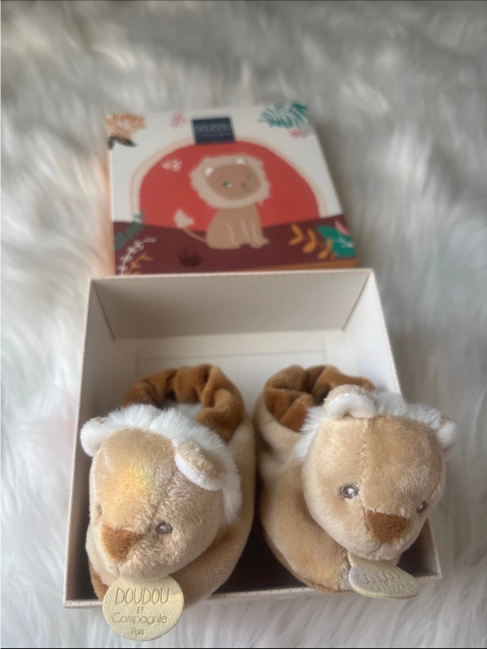 Plush Lion Kids Slippers - Tan